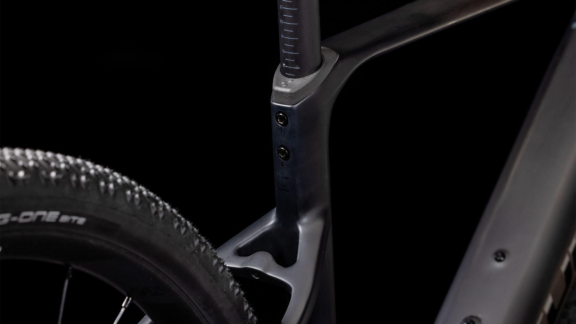 Vélo gravel électrique Cube nuroad hybrid c:62 slx 400x carbon´n´glossy
